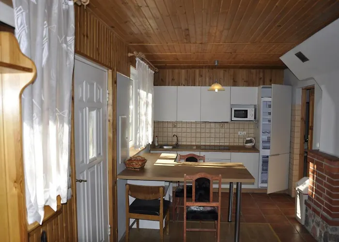 Baryla Z Sauna I Basenem *